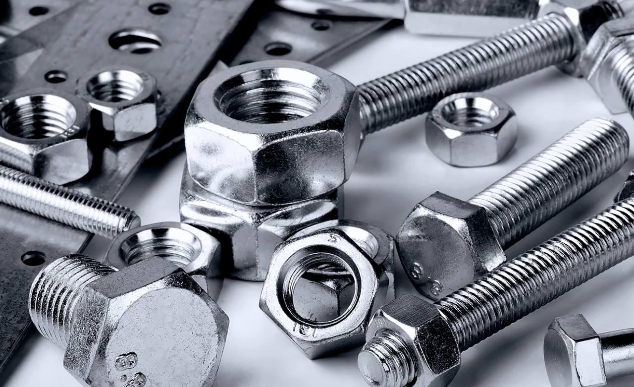 Șuruburi, piulițe, fixări speciale, bolțuri de ancorare