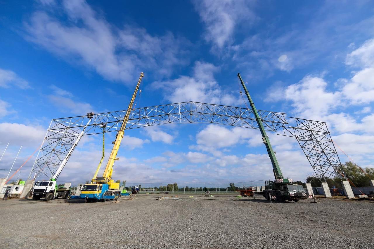 Construcția unui manej acoperit de dimensiuni complete