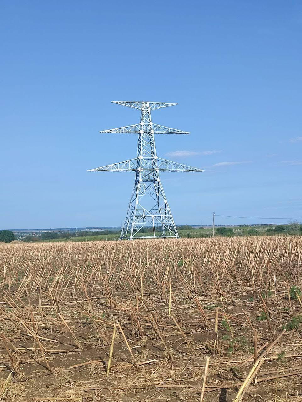 Stâlpi de tip UM 400-2t+6 și UM 400-2t — Metalogalva Prime Moldova — 1